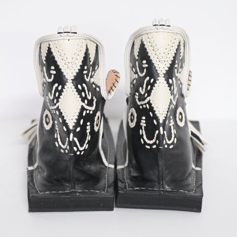 Unisex Black And White Hand-Made Traditional Moroccan Craftsmanship Leather Shoes - Variation II